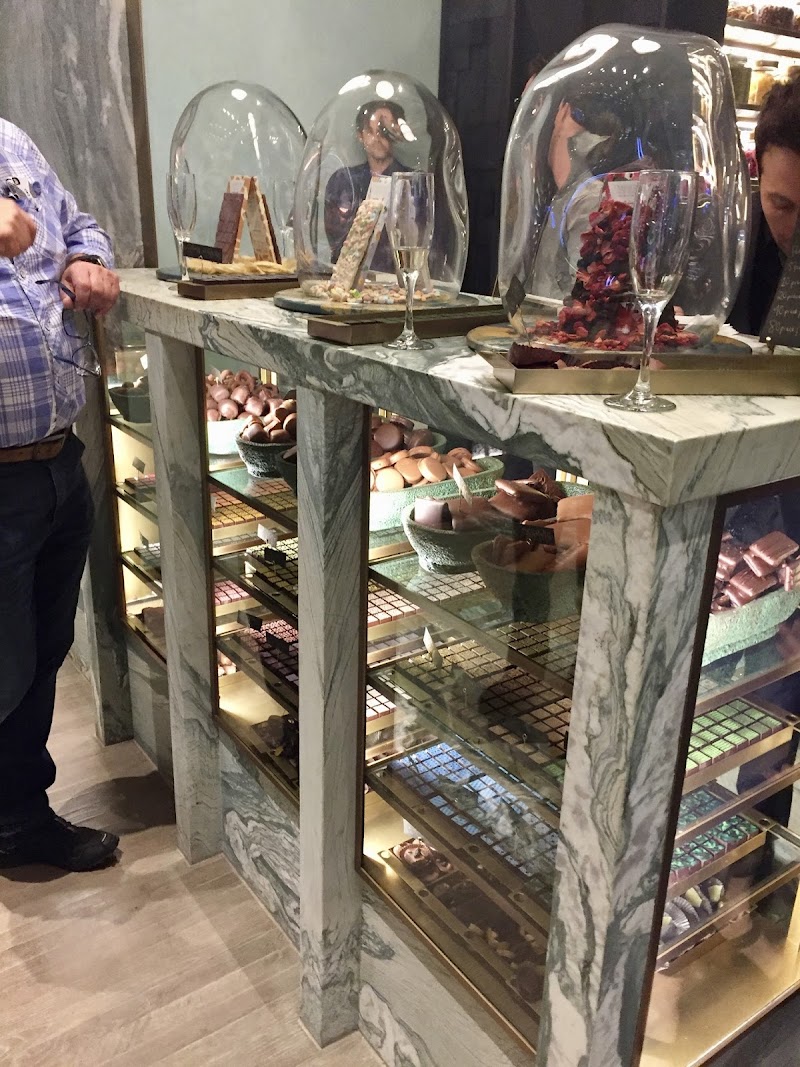 Compartes Chocolate cover image