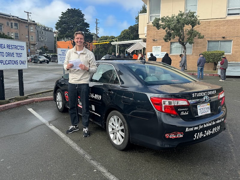 Bay Pass Driving School, LLC. - Driving School in San Francisco cover image