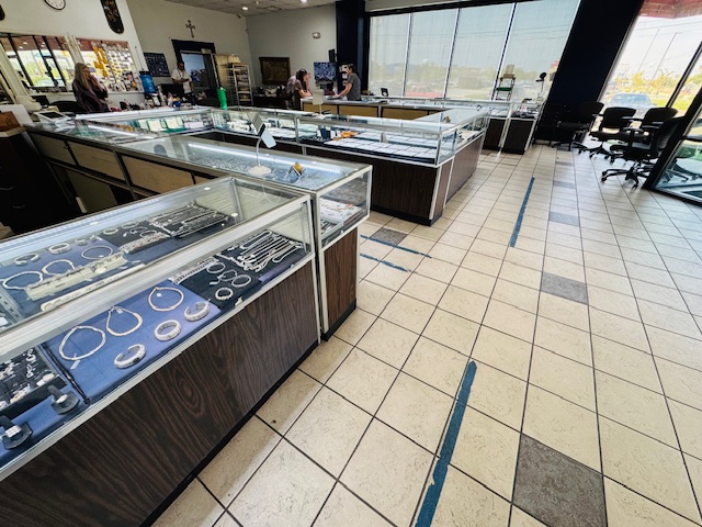 Arlington Gold & Silver cover image