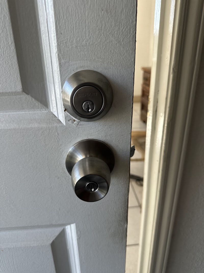 Locksmith 247 LA INC. cover image