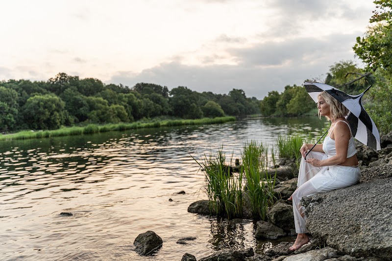 SpotOn Photographers cover image