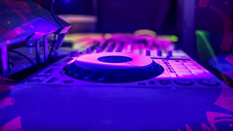 Lexington Wedding DJ Co cover image