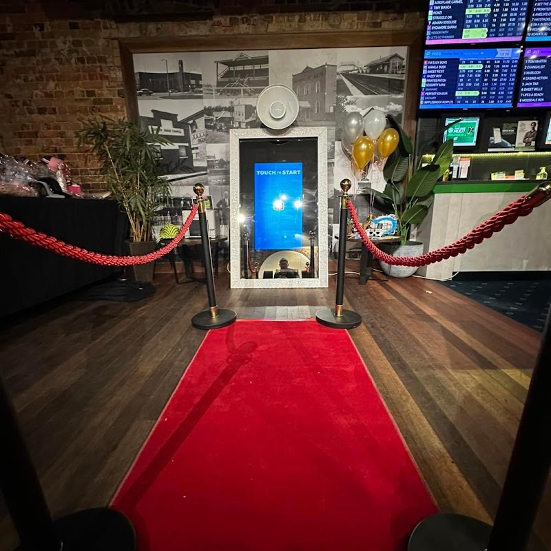 Stay Captured Photobooth Specialist cover image