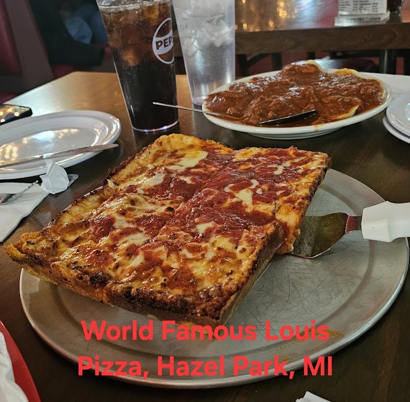 Loui's Pizza cover image