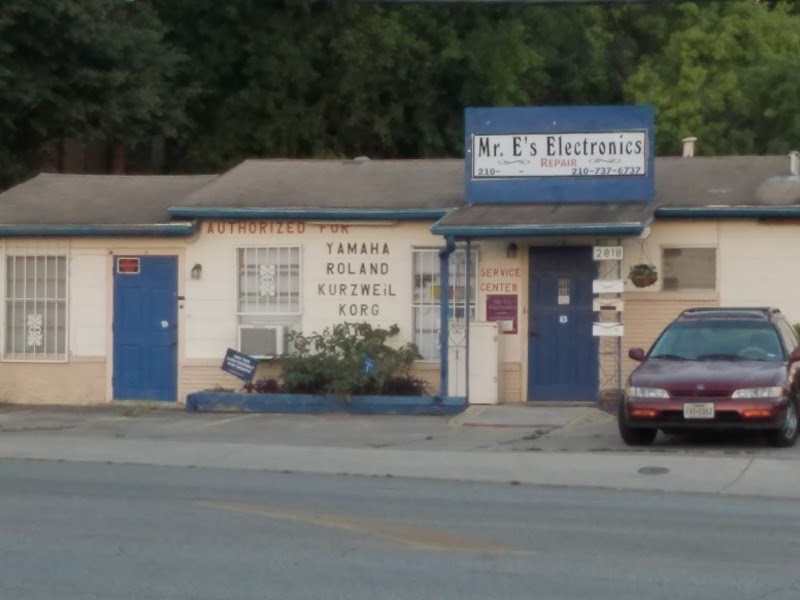 Mr E's Electronics cover image