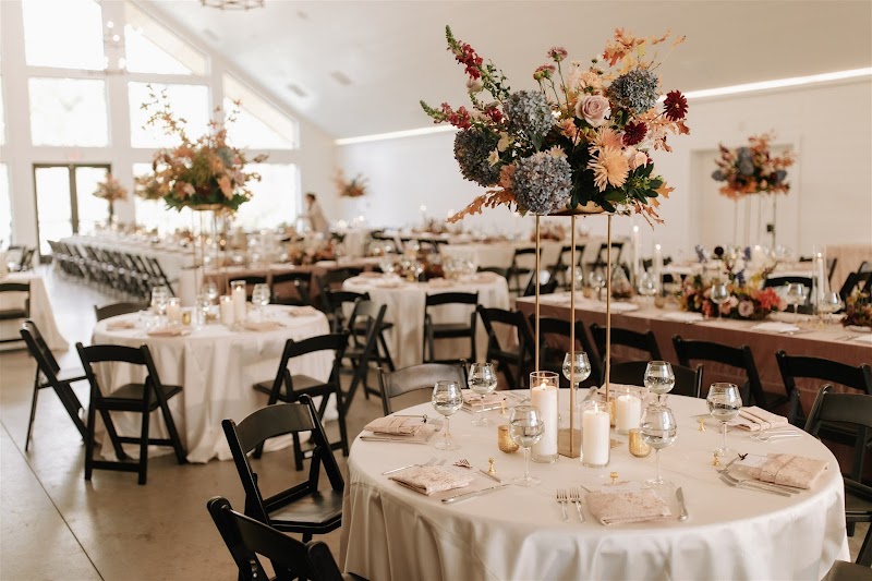 de Vasco's Daughters Wedding & Event Design cover image