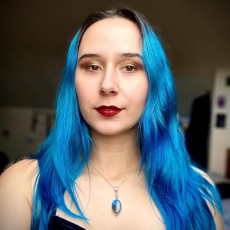 Melodi Scarsbrook Vocal Coach - Piano & Singing Lessons Bristol cover image