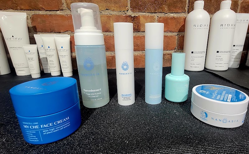 Ravissante et Raffinée cover image