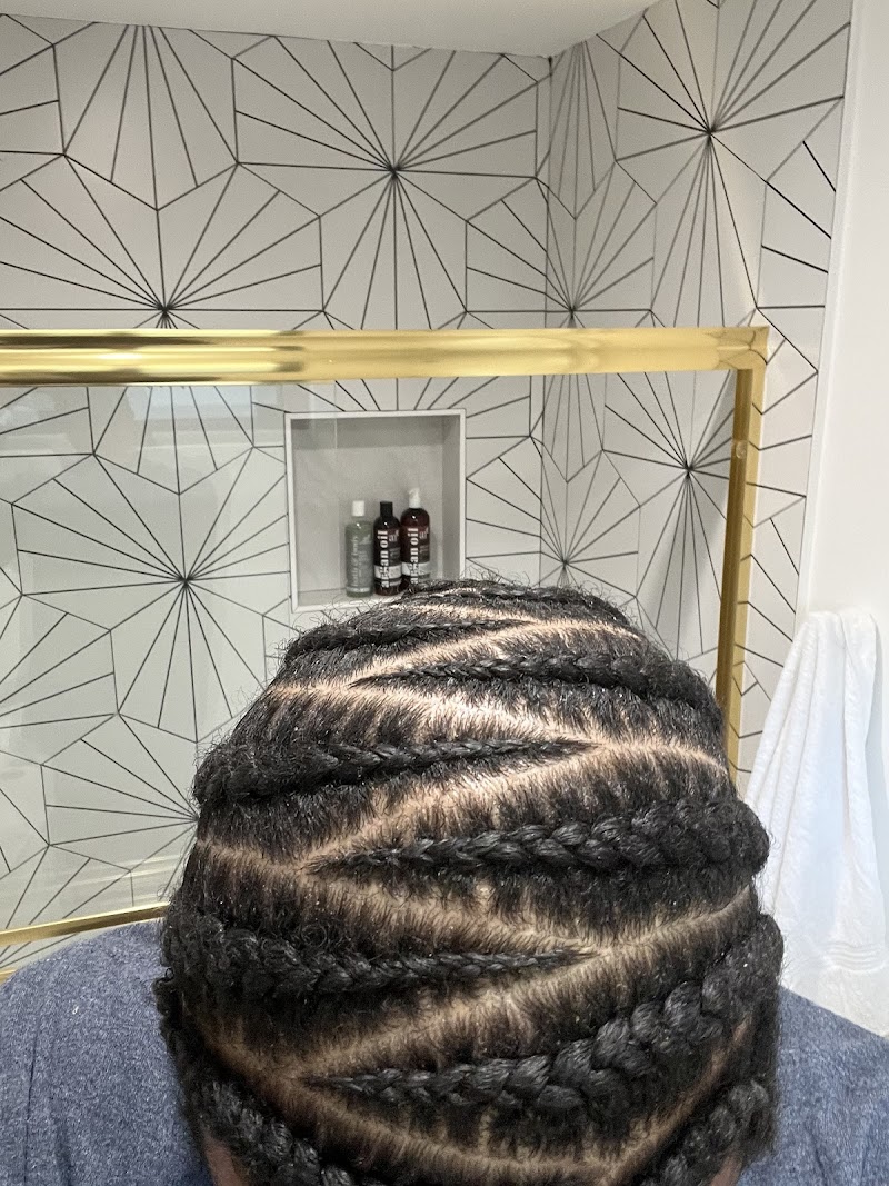 ClipperHandz Barber Lounge cover image