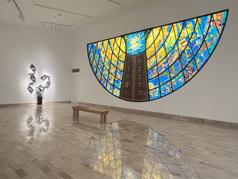 Rita Deanin Abbey Art Museum cover image