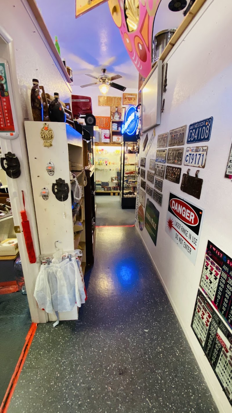 Sherman's House of Antiques cover image