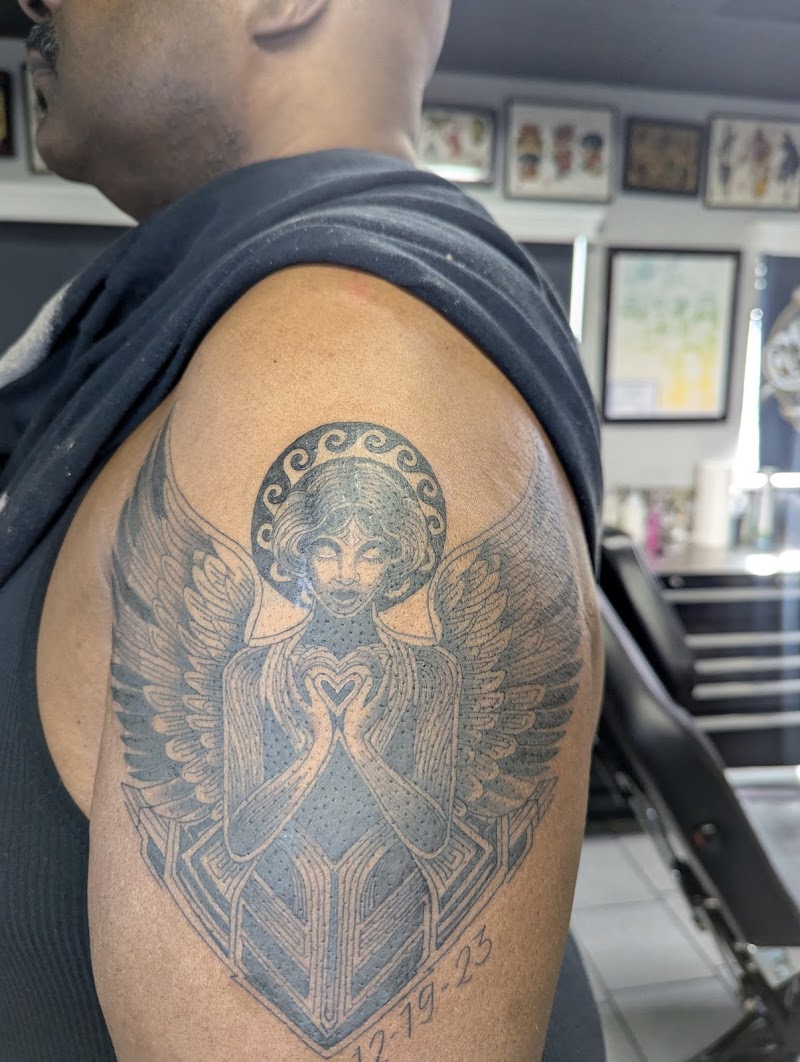 Steel and Ink Tattoo Studio cover image