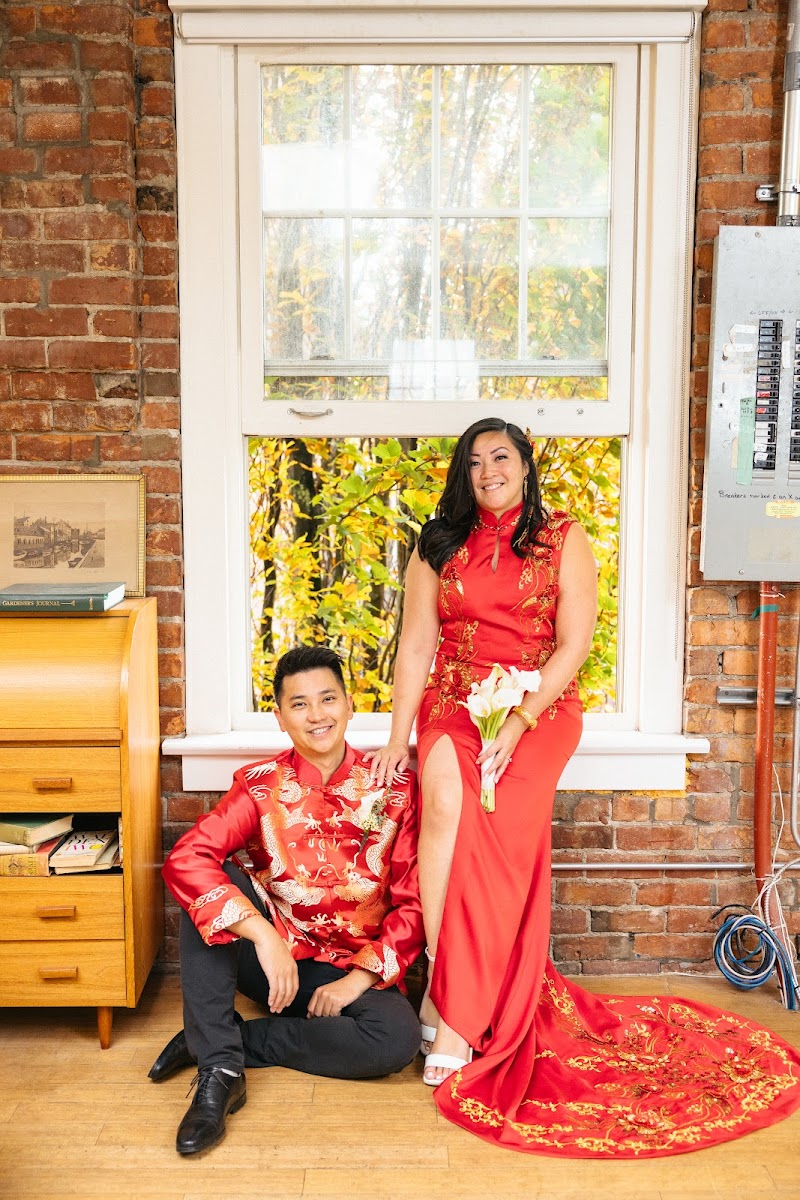 ROSA'S EXPERT ALTERATIONS cover image