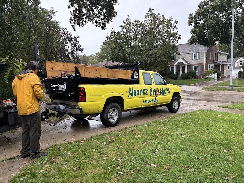 Lawnade Lawn Care Service of Grosse Pointe cover image