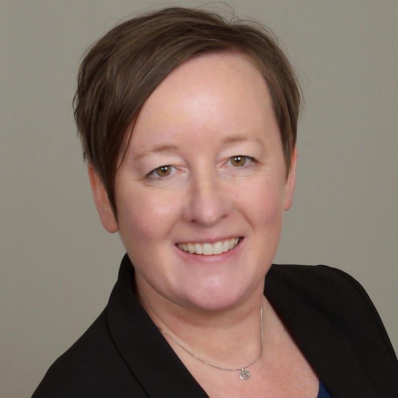 Edward Jones - Financial Advisor: Pat Darragh, CFP® cover image