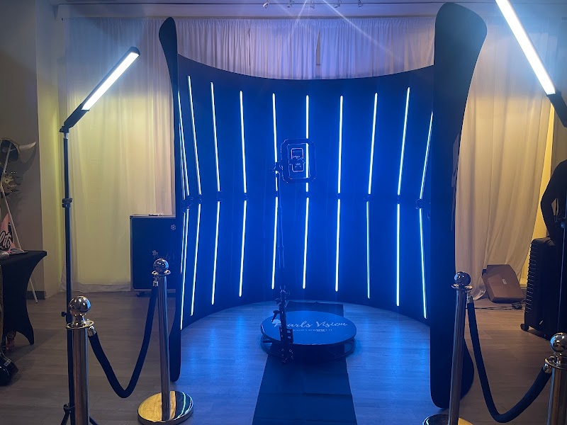 Pearls Vision Photobooth cover image