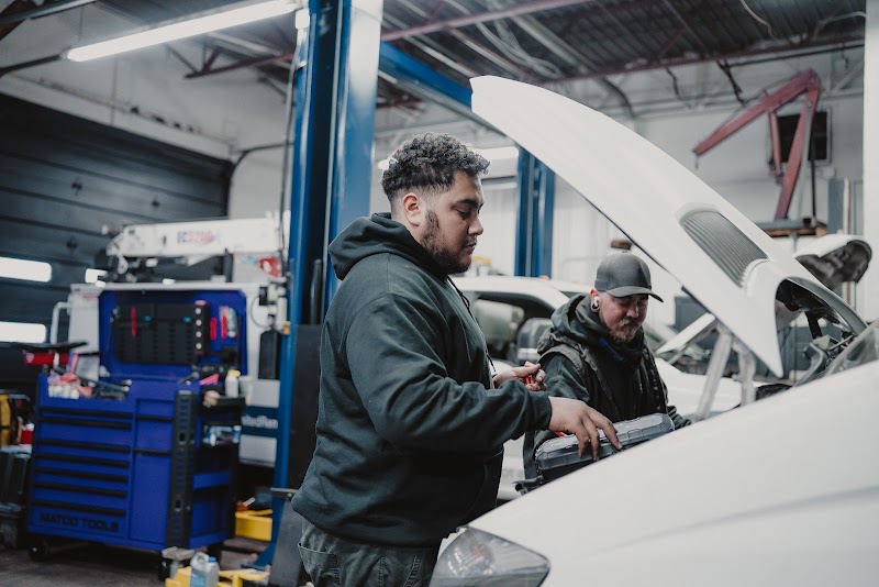 Ben Nielsen's 10th Street Automotive cover image