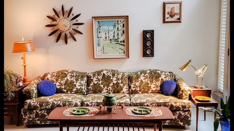 Side Kitsch Vintage cover image