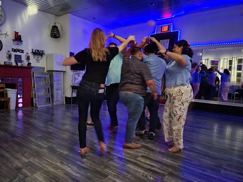 Adelante Dance Studio cover image