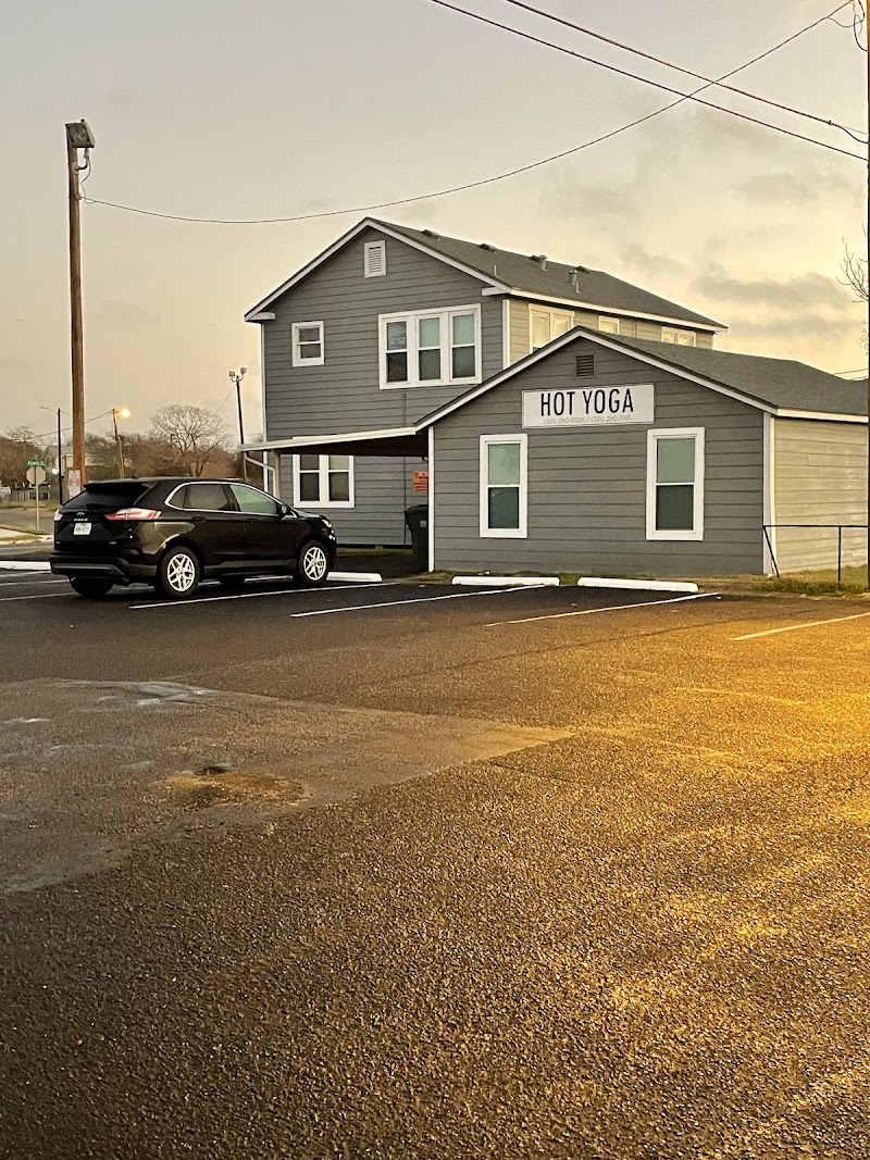 SOMOS Yoga cover image