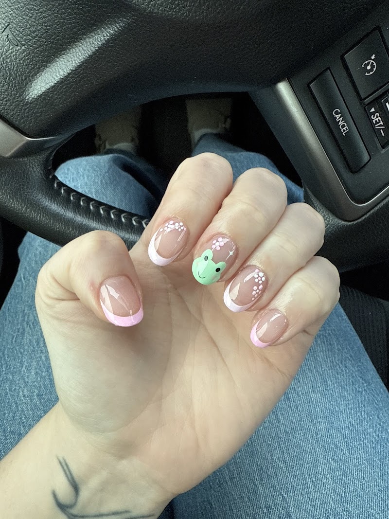 Yeiri's Nails & Spa cover image