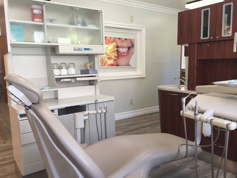 Larchmont Dental Associates cover image
