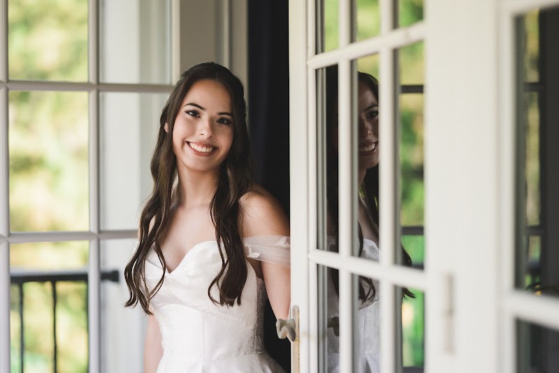 Kristy's Artistry Design Team Hair & Makeup cover image