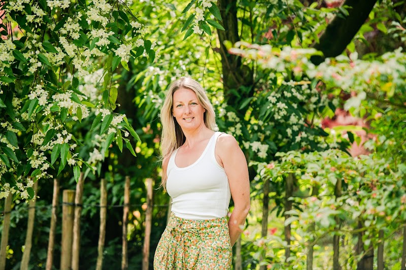 Carrie Davenport Photographic cover image