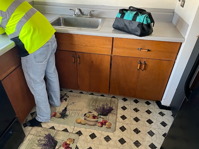 OAHU HANDYMAN LLC cover image