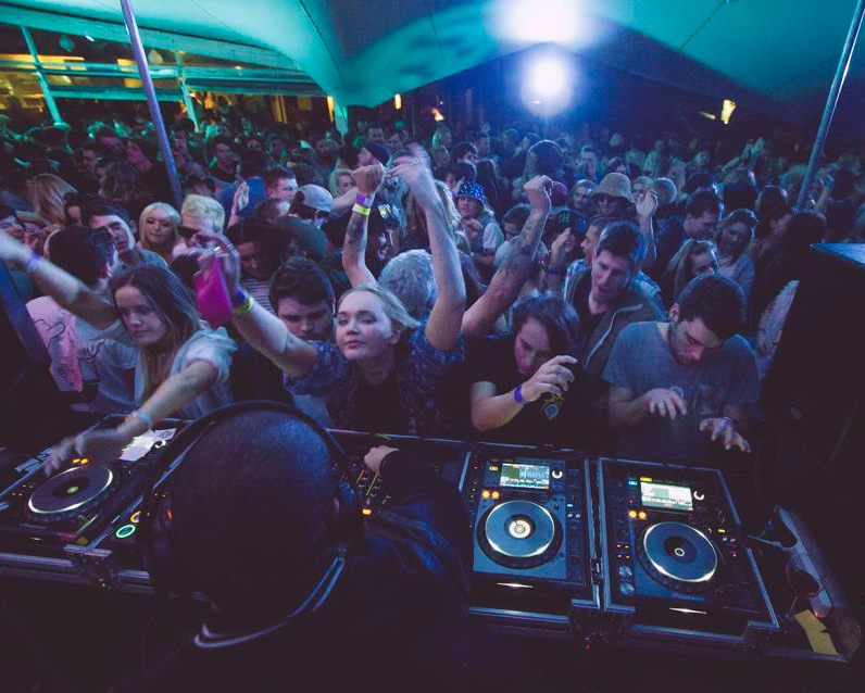 DJ Matt (Premium Wedding DJ Hire) - Newcastle / Lake Macquarie / Hunter Valley cover image