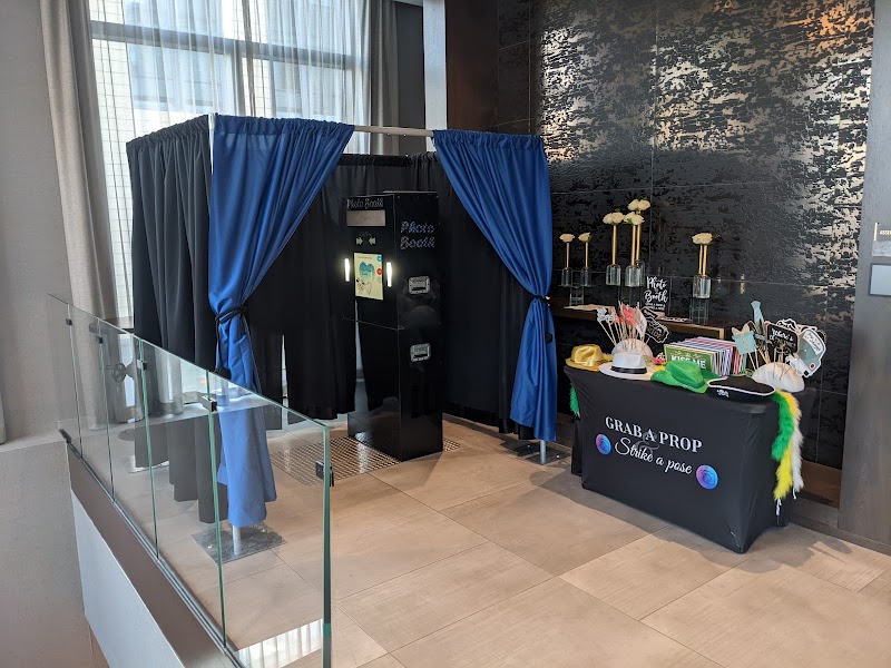 Boston Photo Booth Services cover image