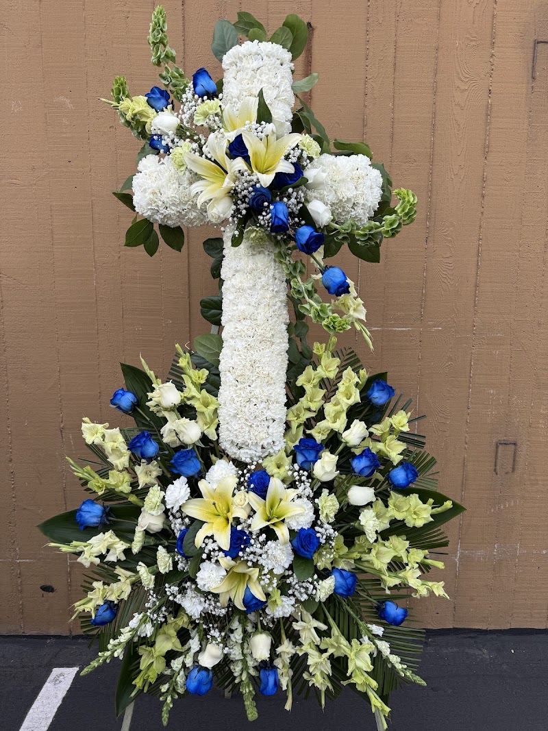 Lisa’s Flower Shop cover image