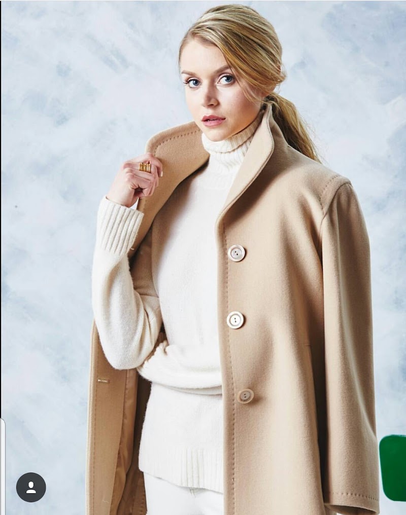 Sherita Leslie Makeup and Hair Artist cover image