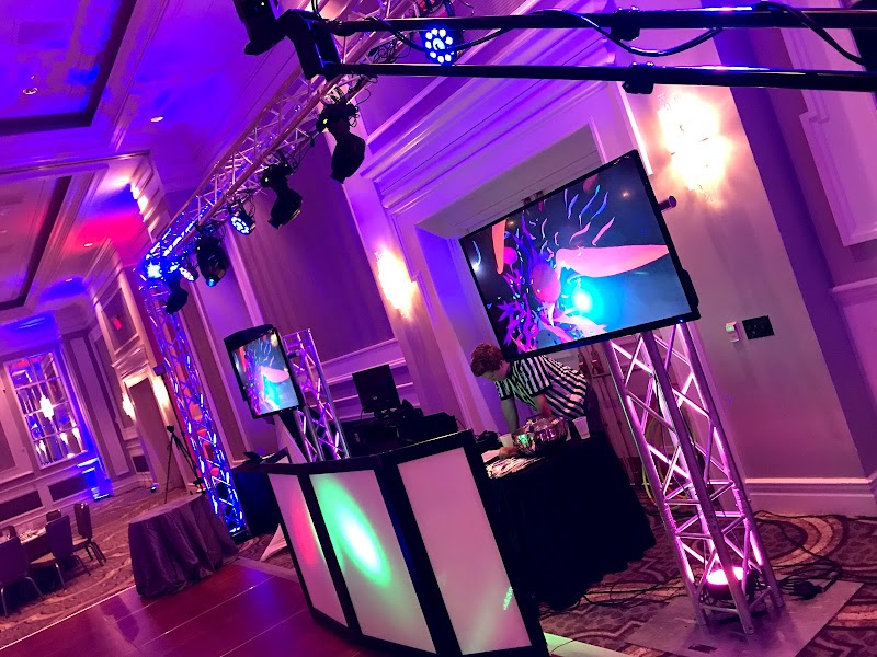 Matt Ryan Mobile DJ Entertainment cover image