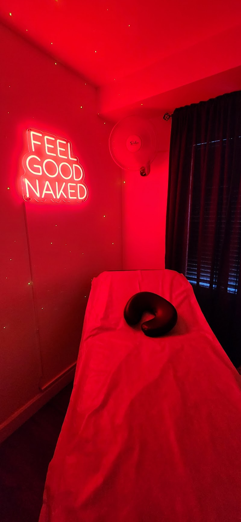 Cheeky Cherry Sugaring & Beauty Bar cover image