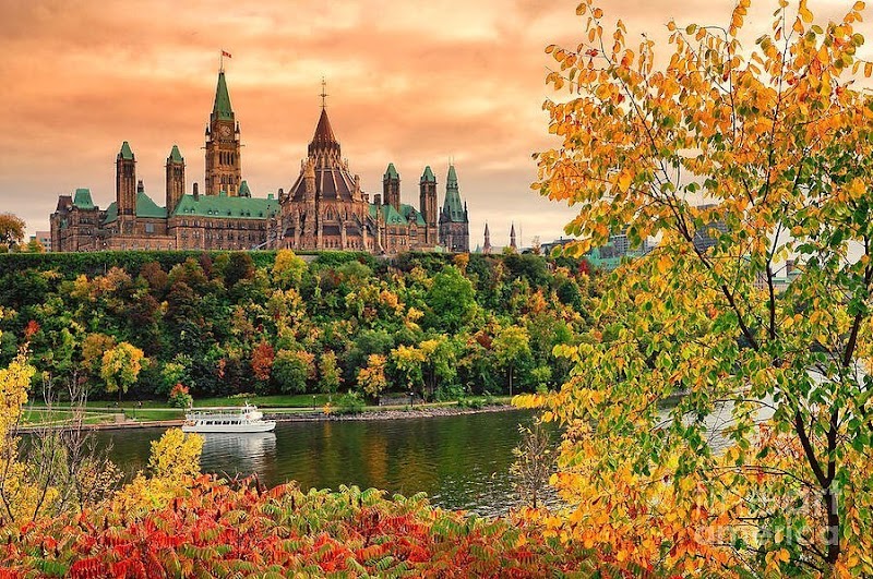 Ottawa Boat Cruise : River Cruise (Gatineau Departure) cover image