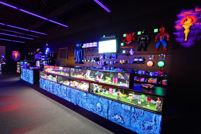 Monster Mini Golf Edison cover image