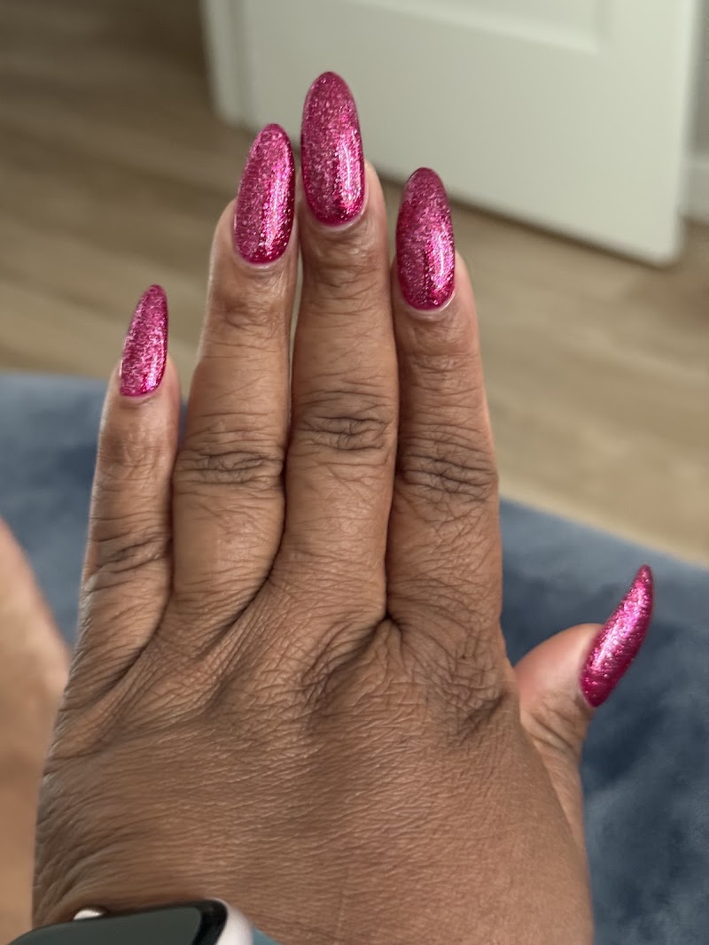 Tipsy Toes Nail Bar cover image