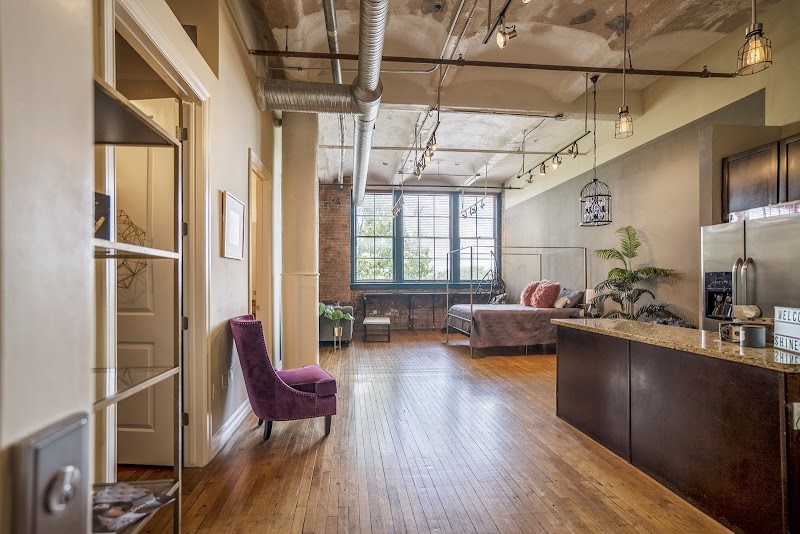 Shineon Boudoir Photography cover image