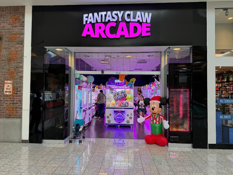 Fantasy Claw Arcade- Galleria Mall cover