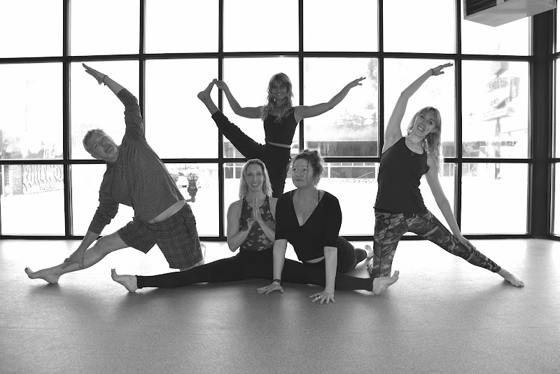 HOT YOGA downtown cover image