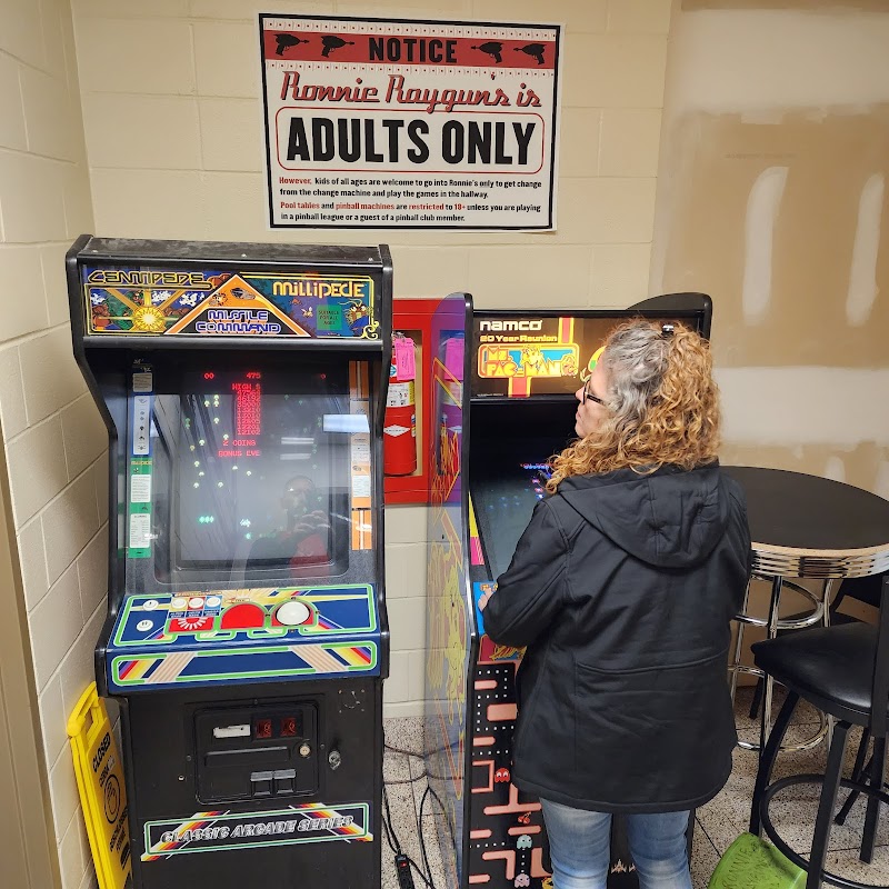 Ronnie Raygun's Pinball Arcade cover image