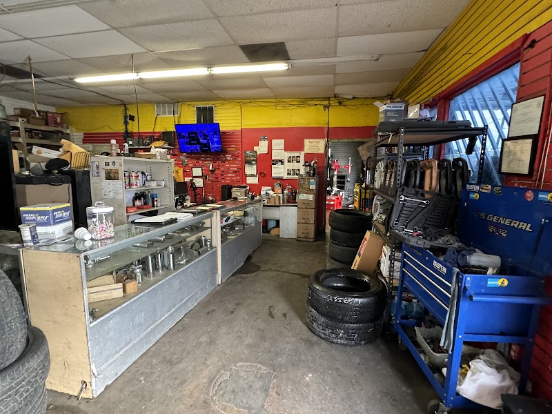 Latino's Tire Shop Inc cover image