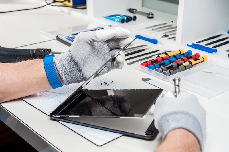 Dr. Phone Fix | Professional Cell Phone Repair - NW Calgary cover image