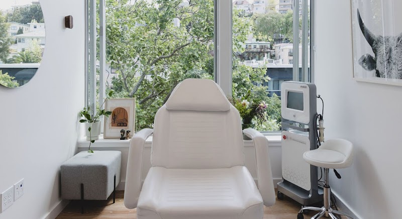 Refine Anti-Aging Medicine and Aesthetics cover image