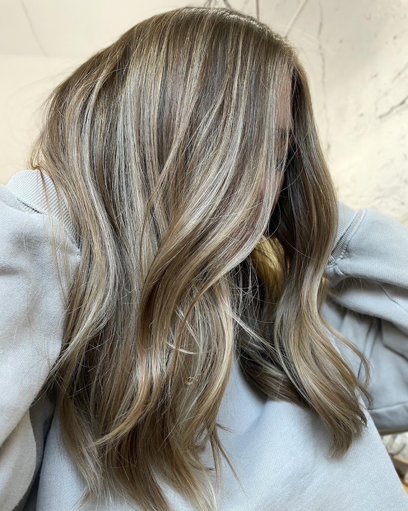 Ello Pretty cover image