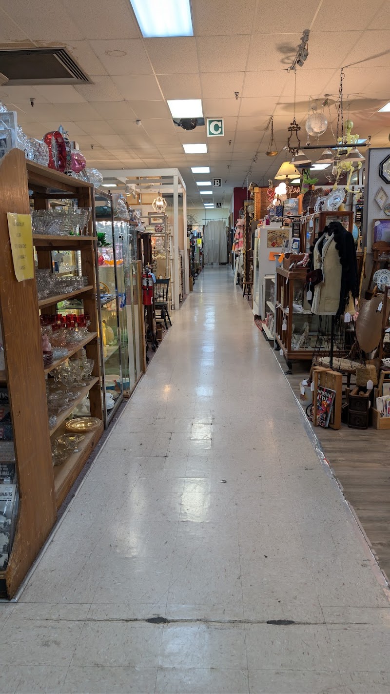 Antique Gallery of Round Rock cover image