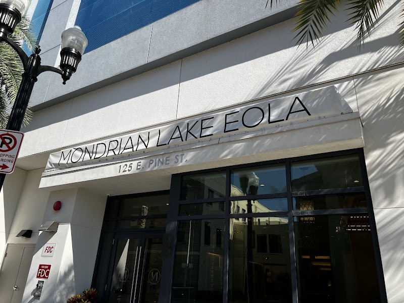 Madison Ave Graphics cover image