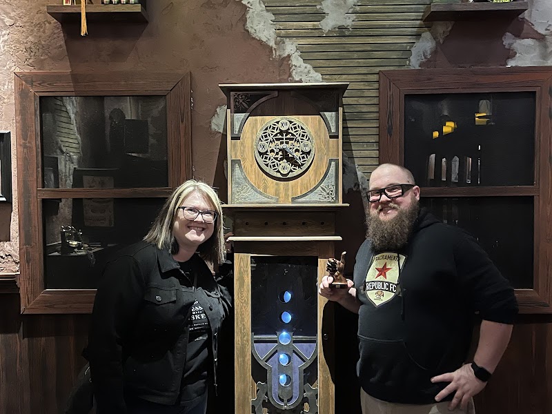 Adventure Gamez Escape Room cover image