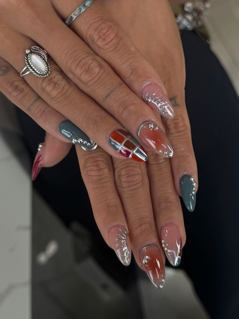 Vinci Nail Lounge - Upper Arlington cover image